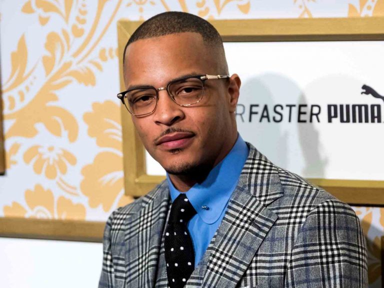 Rapper T.I. checking Underage Daughter’s Virginity
